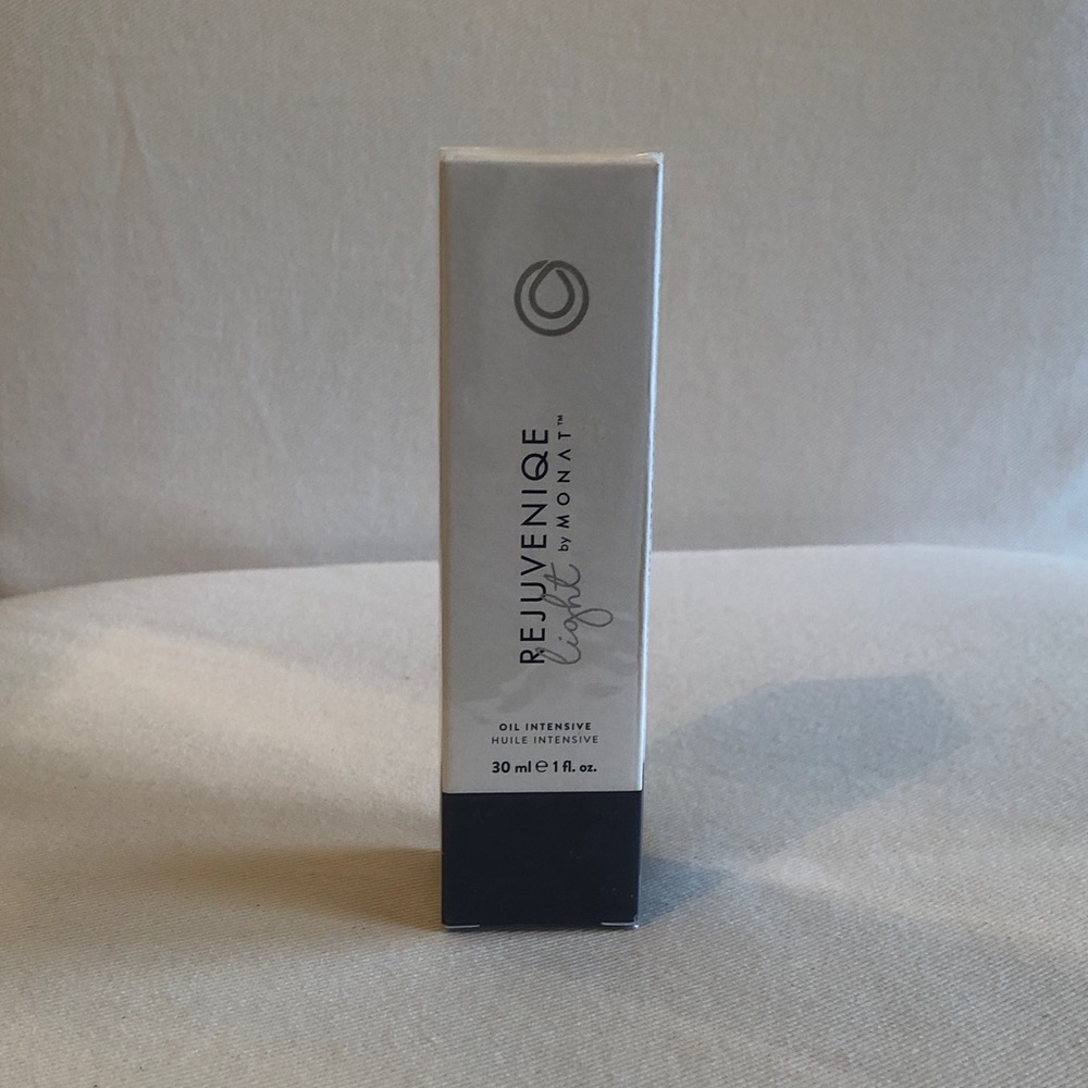 MONAT REJUVENIQE LIGHT OIL NWT